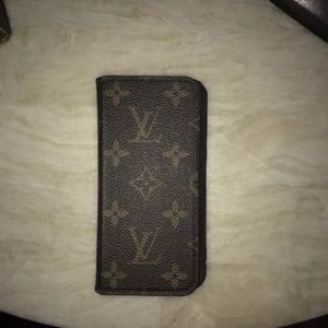 Louis Vuitton iPhone case 6-8